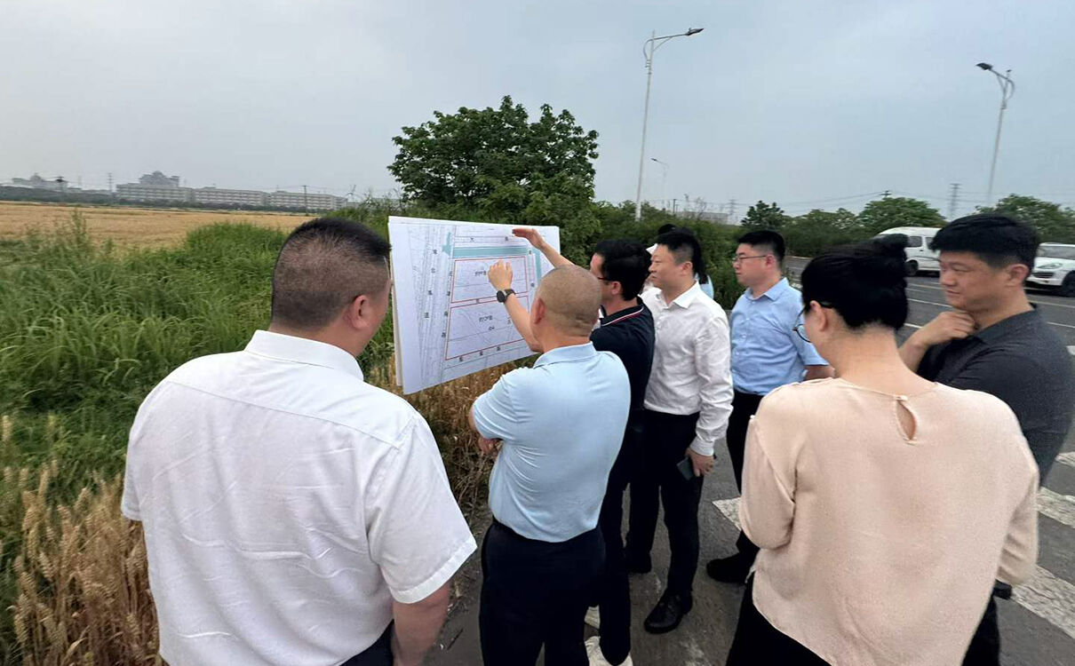大驰创新陪同金董踏勘苏州新地块 共绘长三角总部智造基地蓝图 (2).jpg
